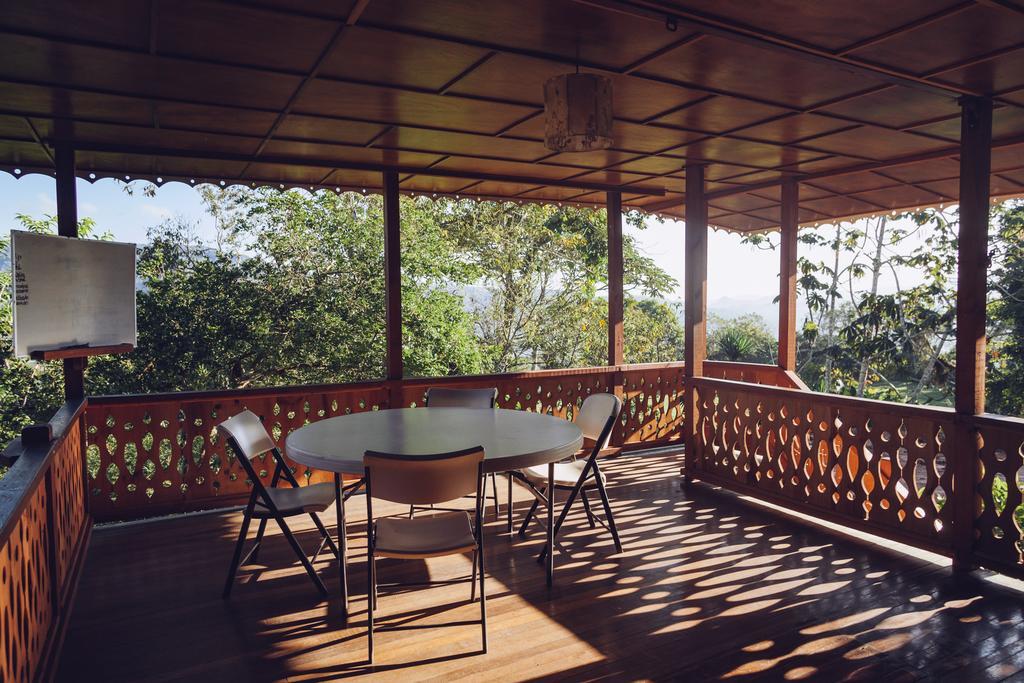 Spanish By The River - Turrialba Exteriér fotografie