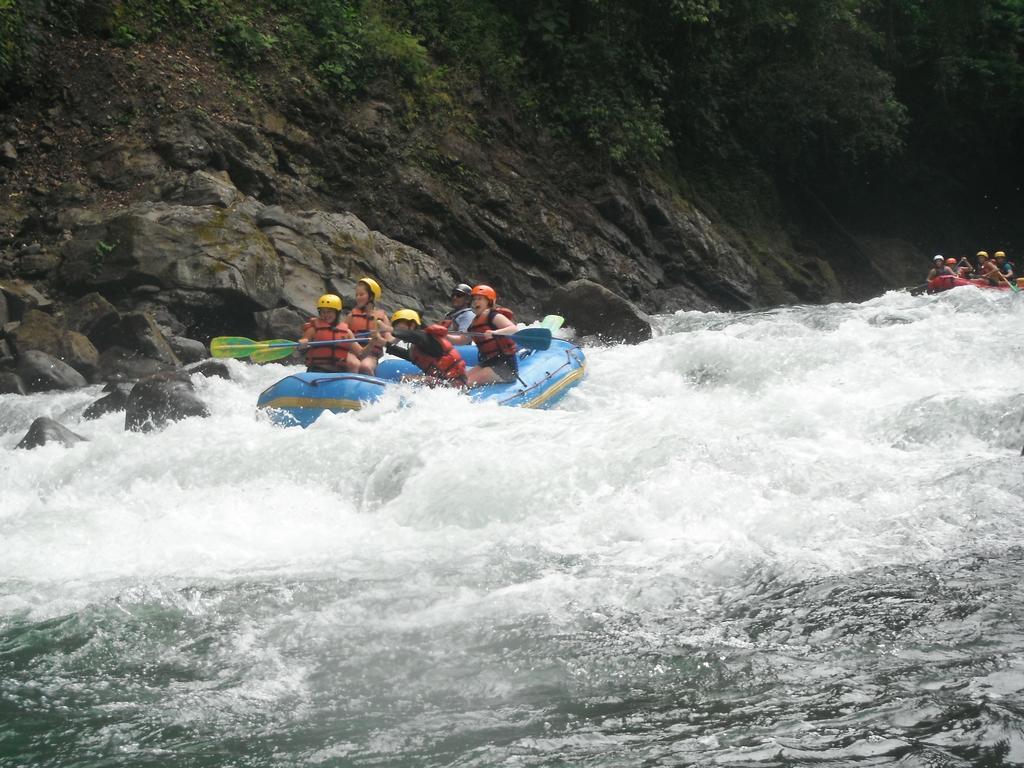 Spanish By The River - Turrialba Exteriér fotografie